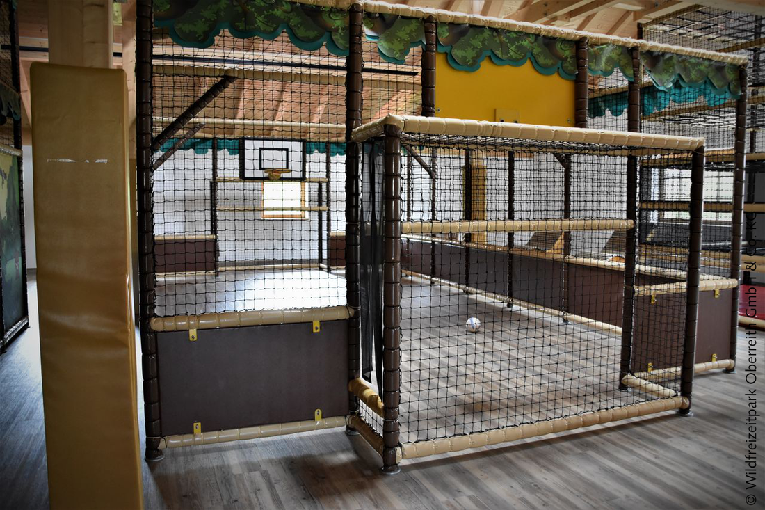 Fußballplatz in der Indoorhalle