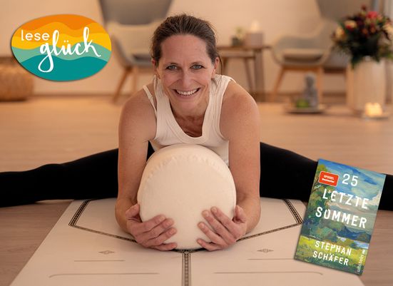 2027-01-17_leseglueck_Yin_Yoga_Lesung_Simone_Hammerdinger_by_Paul_Kohlsdorf