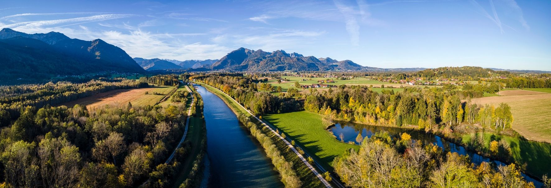 Tiroler Ache mit Blick ins Achental