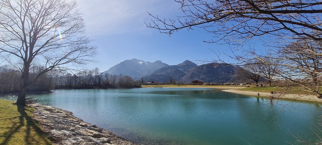 Reifingersee in Grassau, Blick zur Hochplatte