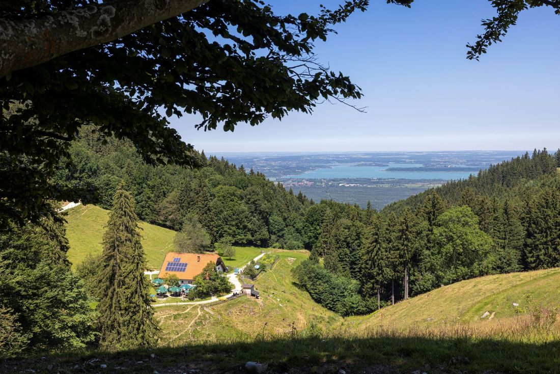 Von Grassau zu den Grassauer Almen. Hier die Hefteralm.