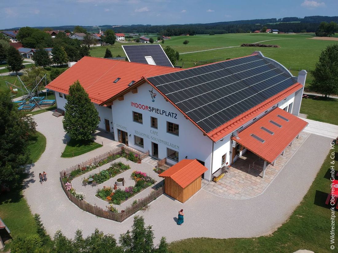Indoorhalle (1)